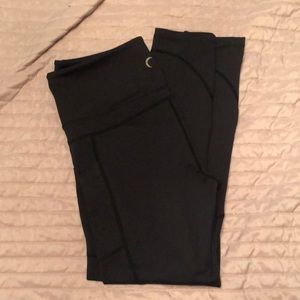Zyia leggings